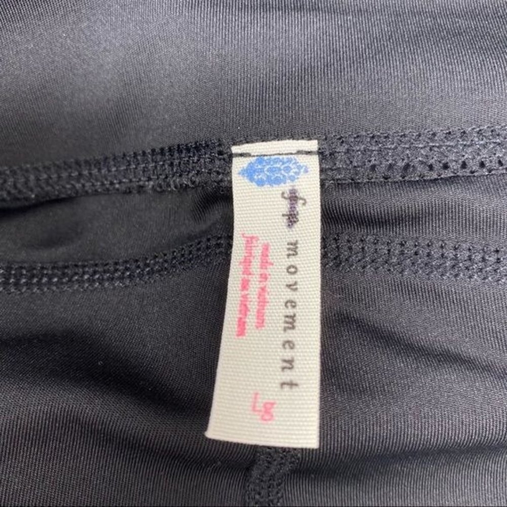 Free People Movement Out of Your League Leggings in Black Size Large NWOT - Picture 8 of 10